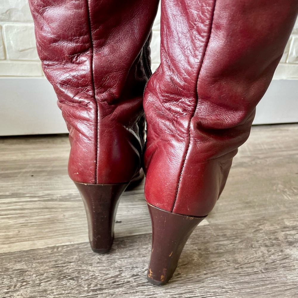 Vintage 1970s Cherry Cola Red Knee High Leather Heeled Boots - Picture 8 of 13